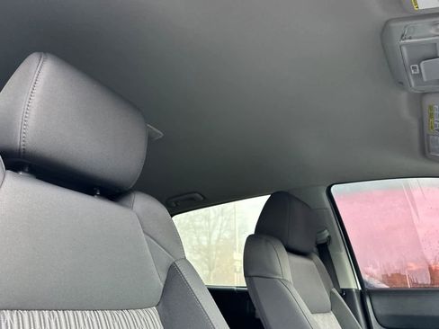 Used 2016 Toyota Tundra SR5 w/ TRD Off Road Package image 16