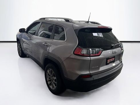 Used 2020 Jeep Cherokee Latitude Plus w/ Cold Weather Group image 8