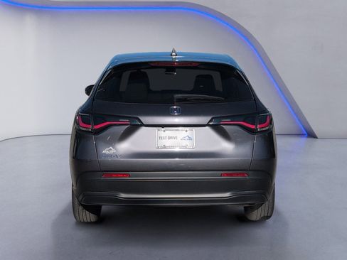 Used 2023 Honda HR-V LX image 4