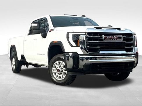 Used 2024 GMC Sierra 2500 SLE w/ SLE Convenience Package image 2