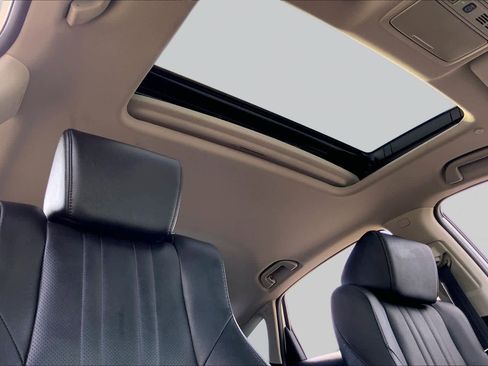 Used 2021 Honda Accord Touring image 14