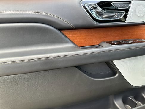Certified 2023 Lincoln Navigator Black Label image 12