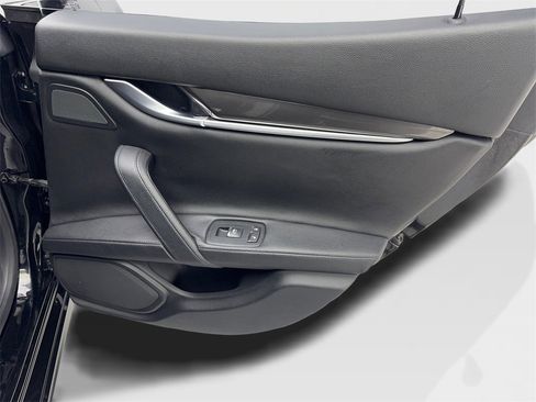Used 2019 Maserati Ghibli image 42