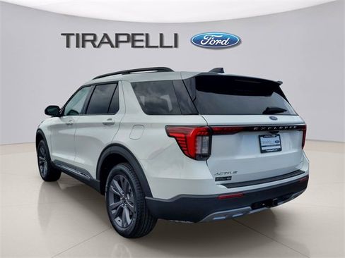 New 2025 Ford Explorer Active w/ Active Comfort Package image 6