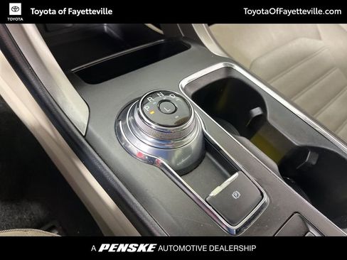 Used 2018 Ford Fusion SE image 31