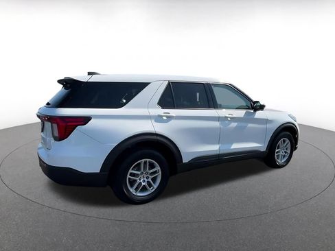 Used 2026 Ford Explorer Active AWD/4WD image 14