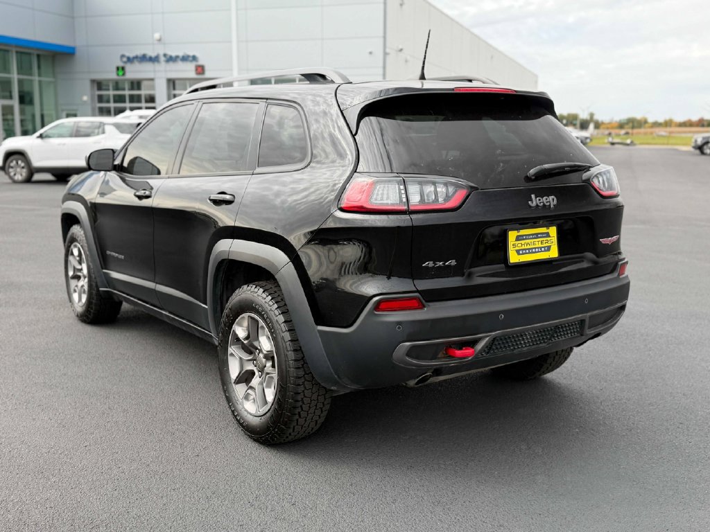 Used 2019 Jeep Cherokee Trailhawk w/ Cold Weather Group AWD/4WD image 9