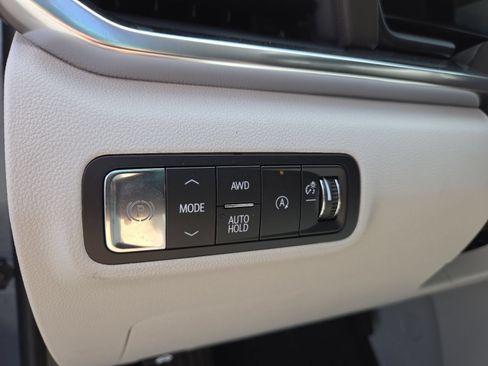 New 2026 GMC Terrain Denali w/ LPO, Floor Liner Package AWD/4WD image 24