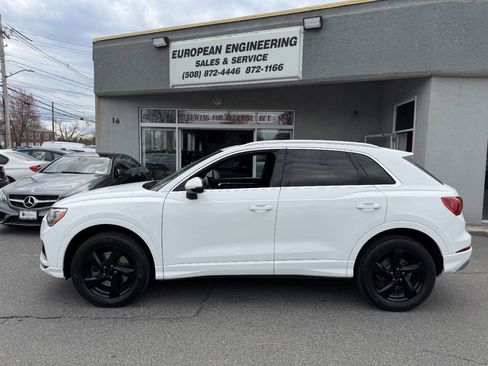 Used 2020 Audi Q3 2.0T Premium image 4
