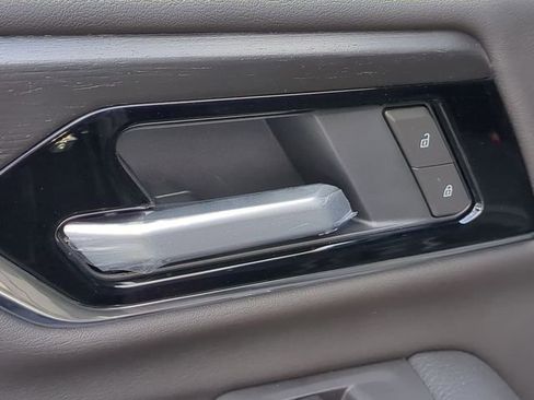 New 2026 GMC Yukon XL Denali w/ Sun & Power Step Package AWD/4WD image 37