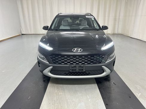 Used 2022 Hyundai Kona SEL AWD/4WD image 3