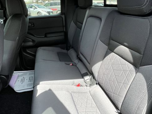 New 2026 Nissan Frontier SV AWD/4WD image 14
