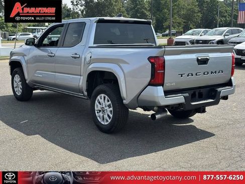 Used 2026 Toyota Tacoma SR5 AWD/4WD image 10