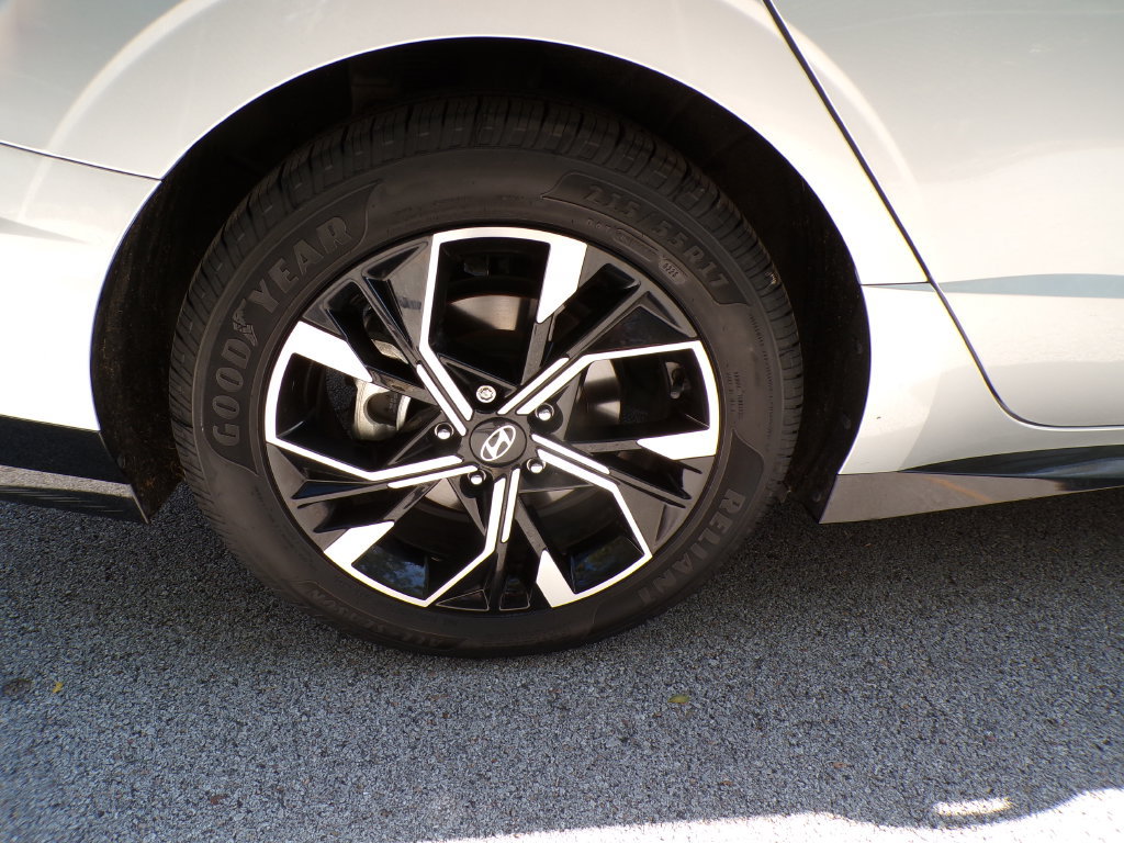 Certified 2024 Hyundai Sonata SEL AWD/4WD image 20
