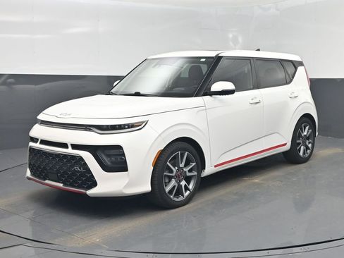 Used 2022 Kia Soul Turbo image 9