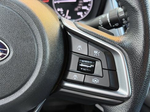 Used 2022 Subaru Outback Premium image 12