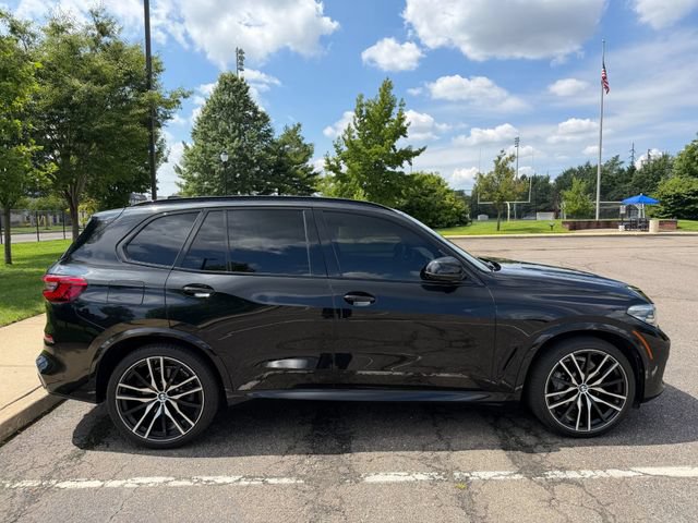 Used 2019 BMW X5 xDrive40i w/ M Sport Package AWD/4WD image 17