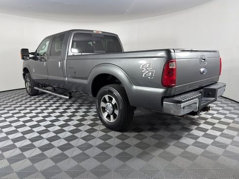 Used 2016 Ford F250 Lariat w/ Lariat Interior Package image 6