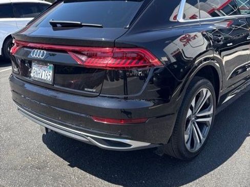 Used 2019 Audi Q8 Prestige w/ Towing Package AWD/4WD image 5