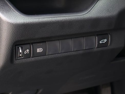 Used 2024 Toyota RAV4 XLE image 23