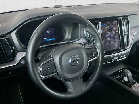 Used 2024 Volvo S60 B5 Core image 18