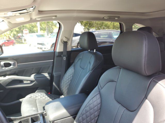 Certified 2023 Kia Sorento SX Prestige AWD/4WD image 16