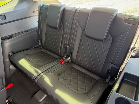 New 2026 Volkswagen Atlas SEL Premium R-Line image 27