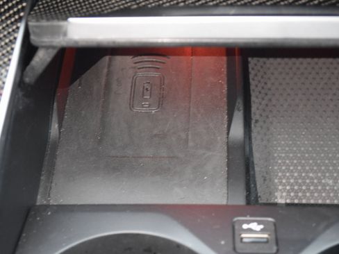 Used 2022 BMW X5 M50i w/ Executive Package image 18