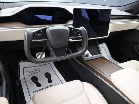 Used 2022 Tesla Model S AWD/4WD image 23