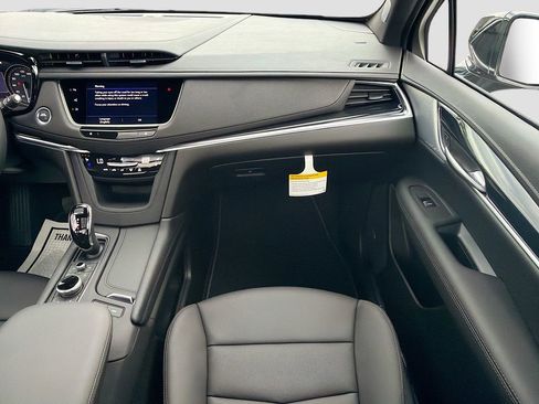 New 2026 Cadillac XT5 Premium Luxury FWD image 18