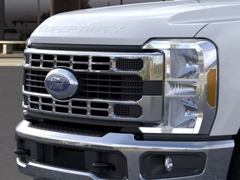 New 2026 Ford F350 XLT AWD/4WD image 17