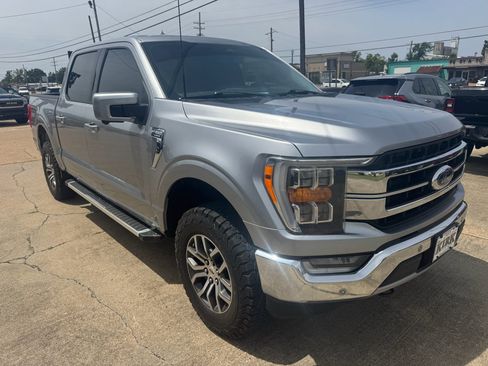 Used 2022 Ford F150 Lariat w/ Trailer Tow Package AWD/4WD image 7