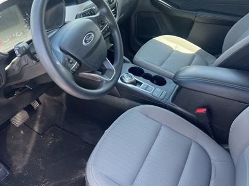 Used 2022 Ford Escape S FWD image 5