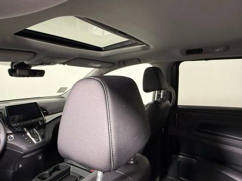 Used 2023 Honda Odyssey EX-L image 33