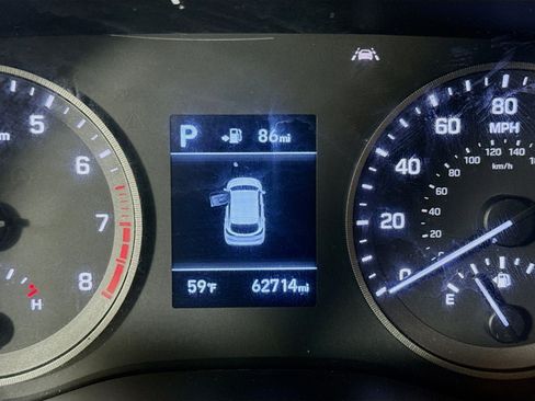 Used 2021 Hyundai Tucson SEL w/ Cargo Package image 16