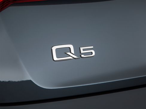 Used 2018 Audi Q5 2.0T Premium Plus w/ Premium Plus Package AWD/4WD image 59