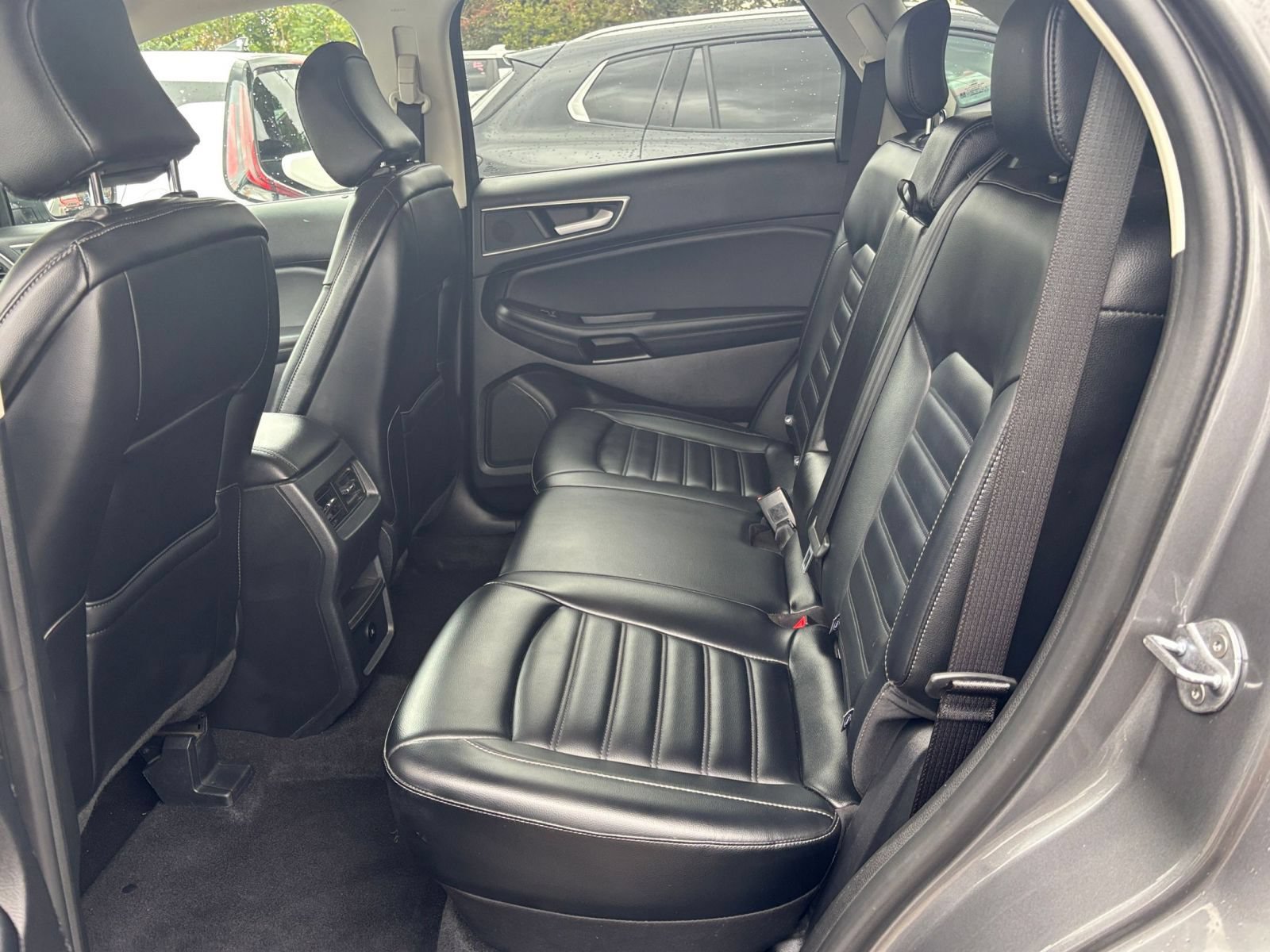 Used 2024 Ford Edge SEL AWD/4WD image 24