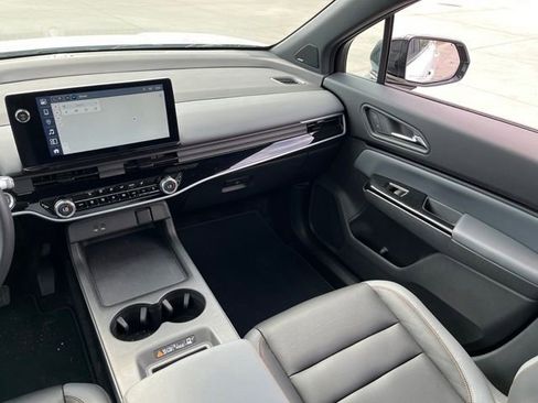 Used 2024 Honda Prologue Touring image 13
