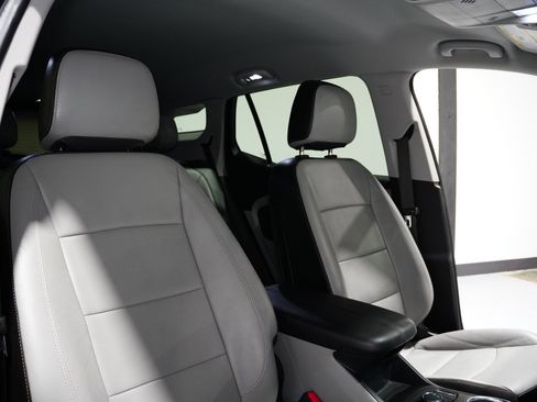 Used 2019 GMC Terrain SLT image 14