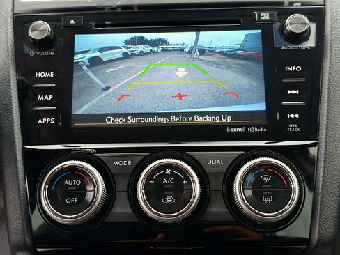 Used 2017 Subaru Forester 2.5i Touring image 32