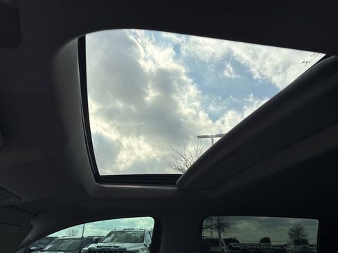 Certified 2020 Chevrolet Silverado 1500 LT Trail Boss image 8