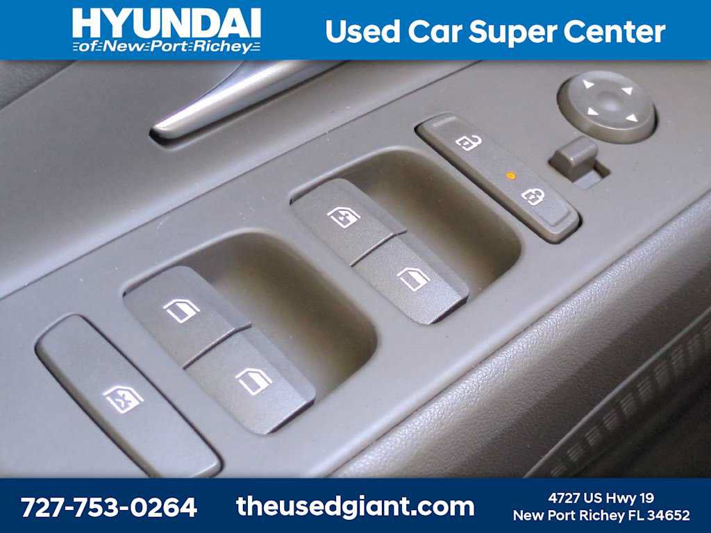 Used 2022 Hyundai Elantra Blue w/ Cargo Package FWD image 23