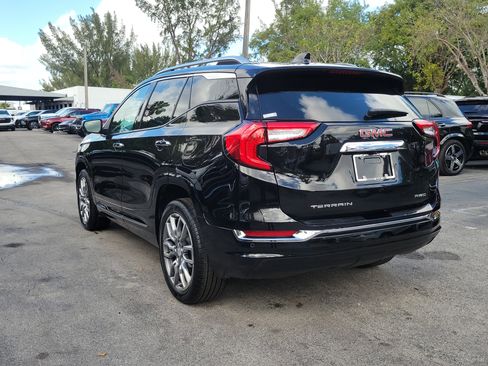 Used 2023 GMC Terrain Denali image 7