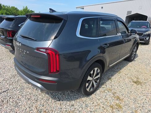 Certified 2022 Kia Telluride EX w/ EX Premium Package FWD image 6