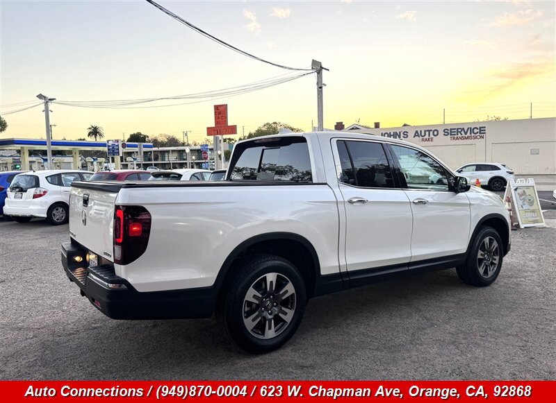 Used 2017 Honda Ridgeline RTL-E image 3