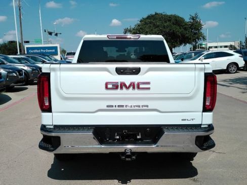 Used 2026 GMC Sierra 1500 SLT RWD image 7