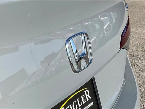 Used 2025 Honda Civic Sport image 30