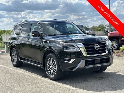 Used 2024 Nissan Armada SL w/ Captain's Chairs Package AWD/4WD image 32