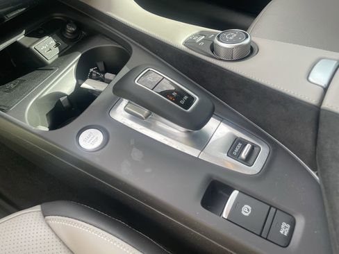 Used 2024 INFINITI QX50 Sensory image 24