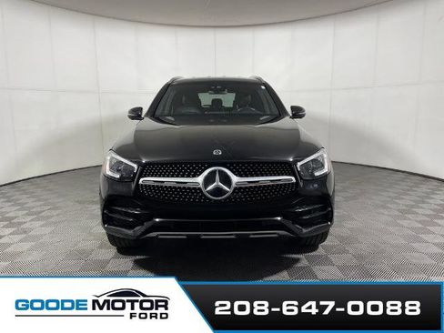 Used 2022 Mercedes-Benz GLC 300 4MATIC image 3